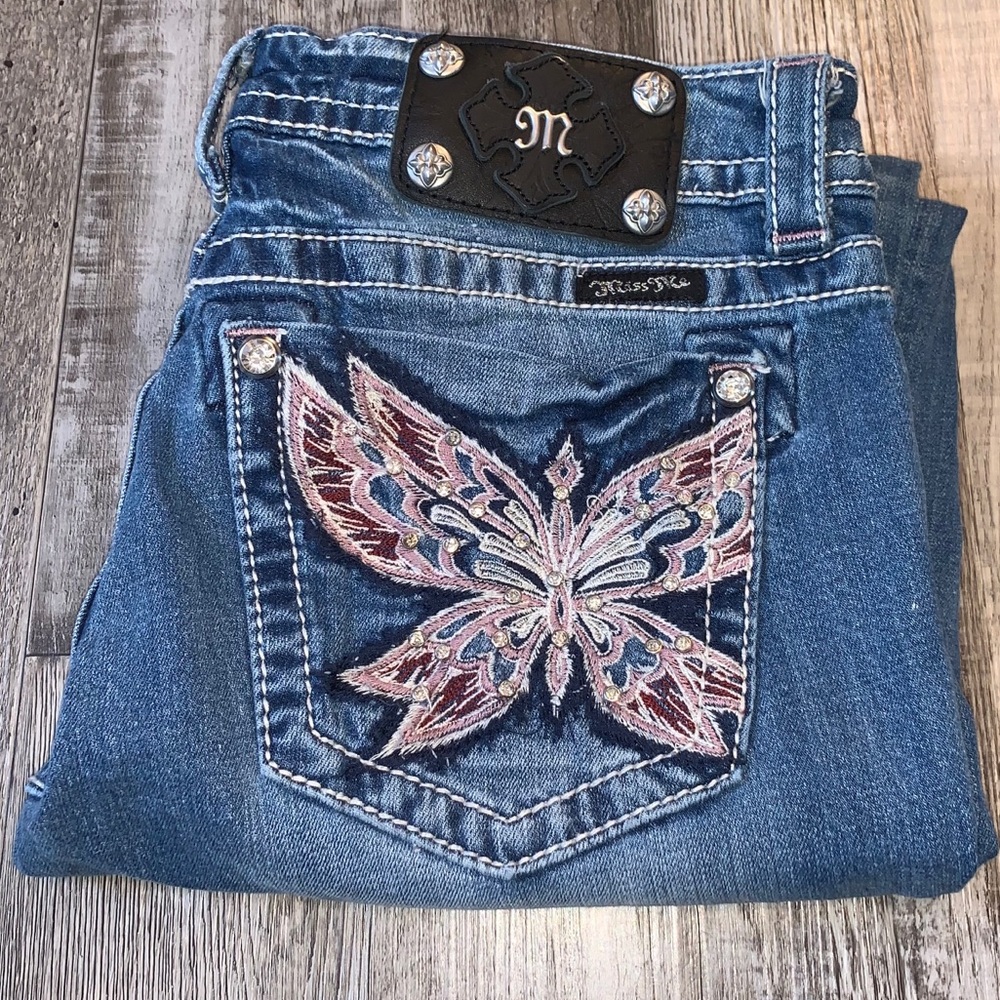 Miss Me Capri Blue Jeans with Pink Butterfly Embroidery